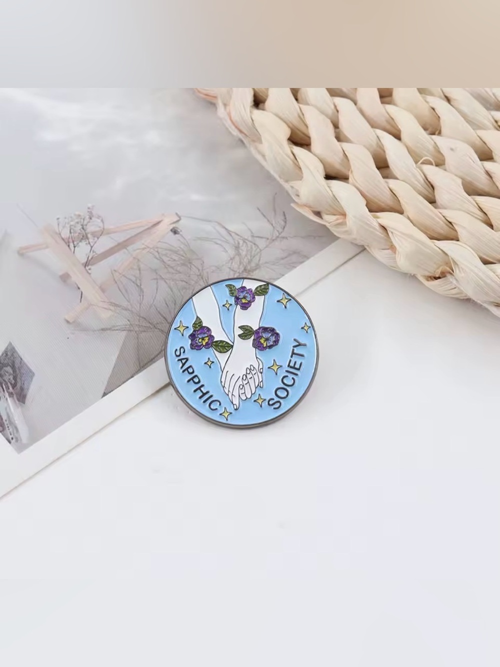 LGBT WLW Lesbian Pride Sapphic Society Holding Hands Violet Flower Enamel Pin - Picture 4 of 11